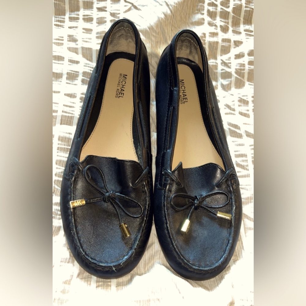 NWOT Michael Kors Sulton Daisy Moc loafers slides  women’s 7.5 slide flats